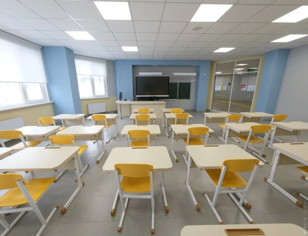 Изображение 1 для Государство платит за несуществующих учеников частных школ