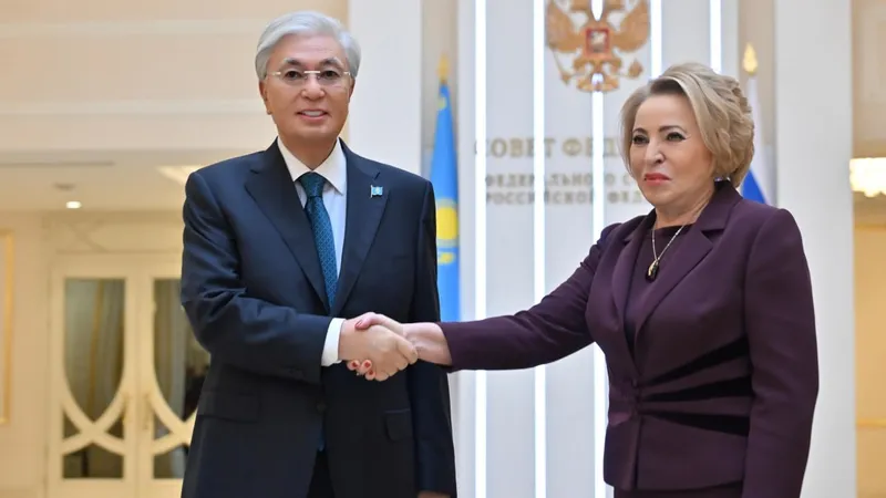 Изображение 1 для Токаев встретился с Валентиной Матвиенко