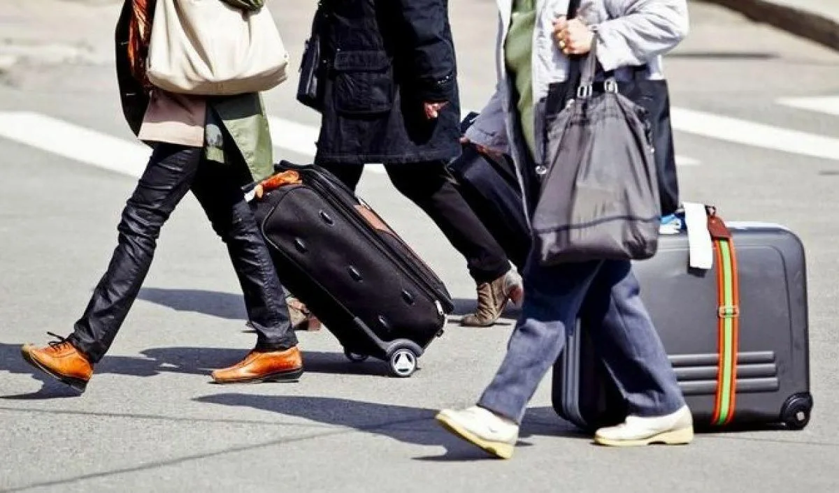 Изображение 1 для Более 140 тысяч казахстанцев уехали на заработки за рубеж, а в селах острый кадровый дефицит