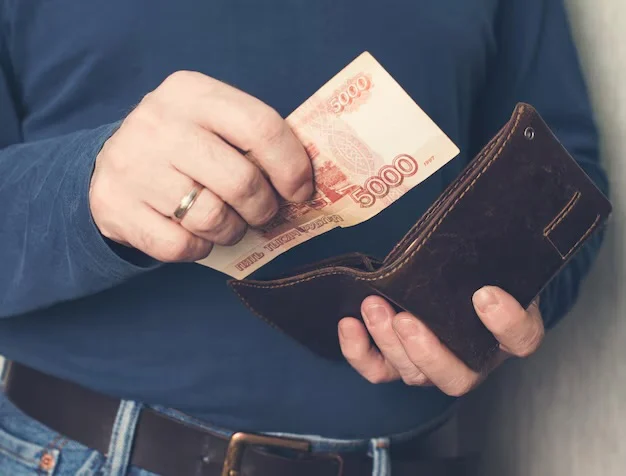 НДС 22%, сборы на технику и жесткие правила для «иноагентов» вводят в России - изображение 1