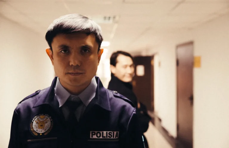 Третья серия расследований от Евразийского банка: дропперы, фейковые заработки и опасные ссылки - изображение 1