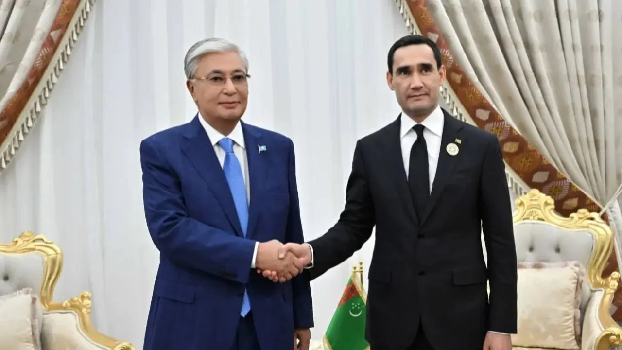 Изображение 1 для Президент Туркменистана Сердар Бердымухамедов посетит Астану