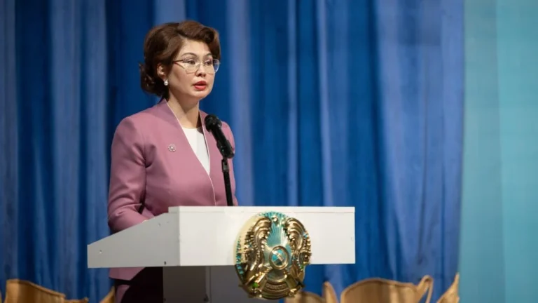 «Никому не диктуем, что и как снимать»: Балаева о ситуации с сериалом Offside и развитии казахстанского кино - изображение 1