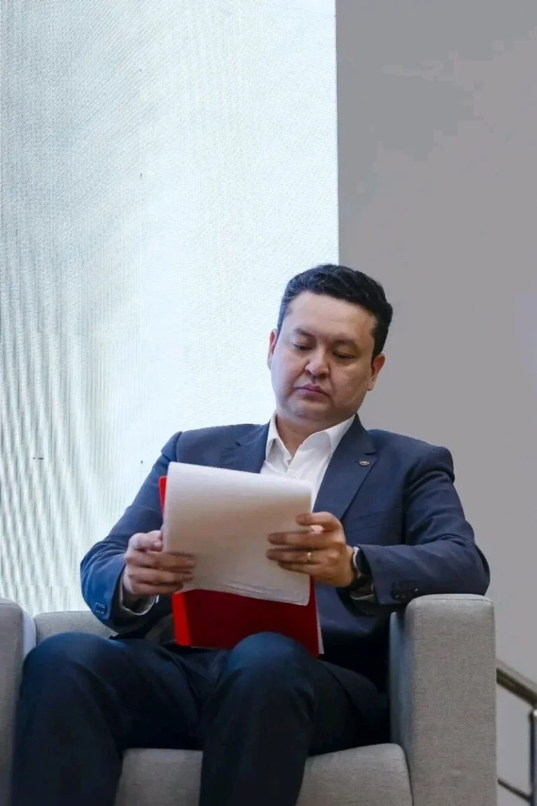 Бывший замминистра здравоохранения Олжас Абишев указал на пробелы в программе «Digital Kazakhstan» - изображение 1