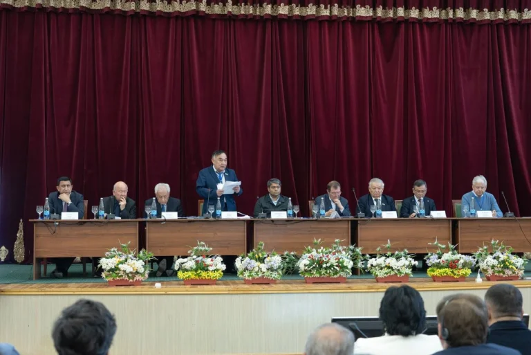 В Джизакской области прошли общественные слушания по проекту первой АЭС - изображение 1