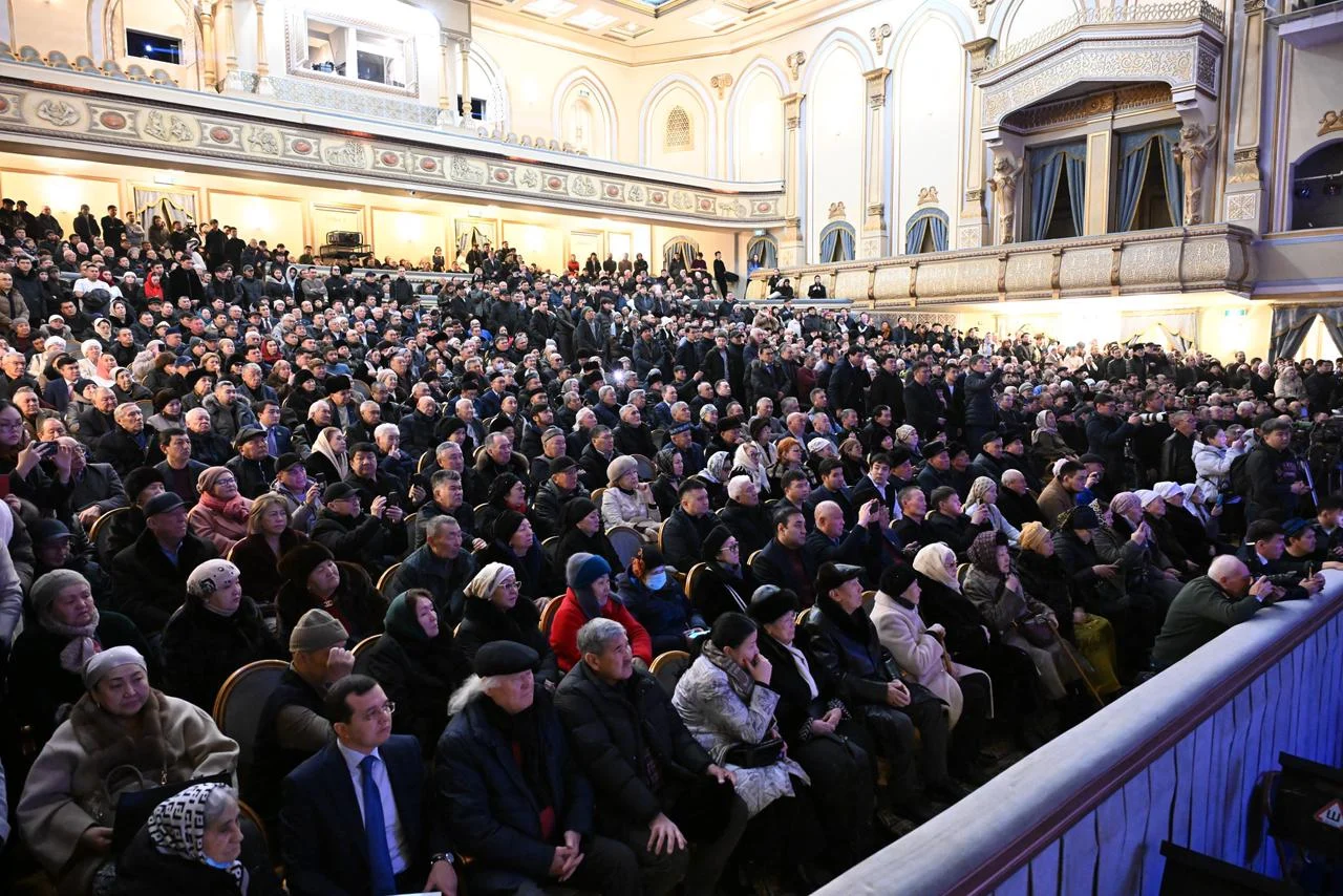Изображение 2 для В Алматы прощаются с Асанали Ашимовым