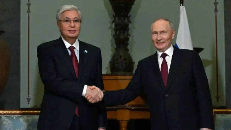 Токаев встретился с Путиным - изображение 1