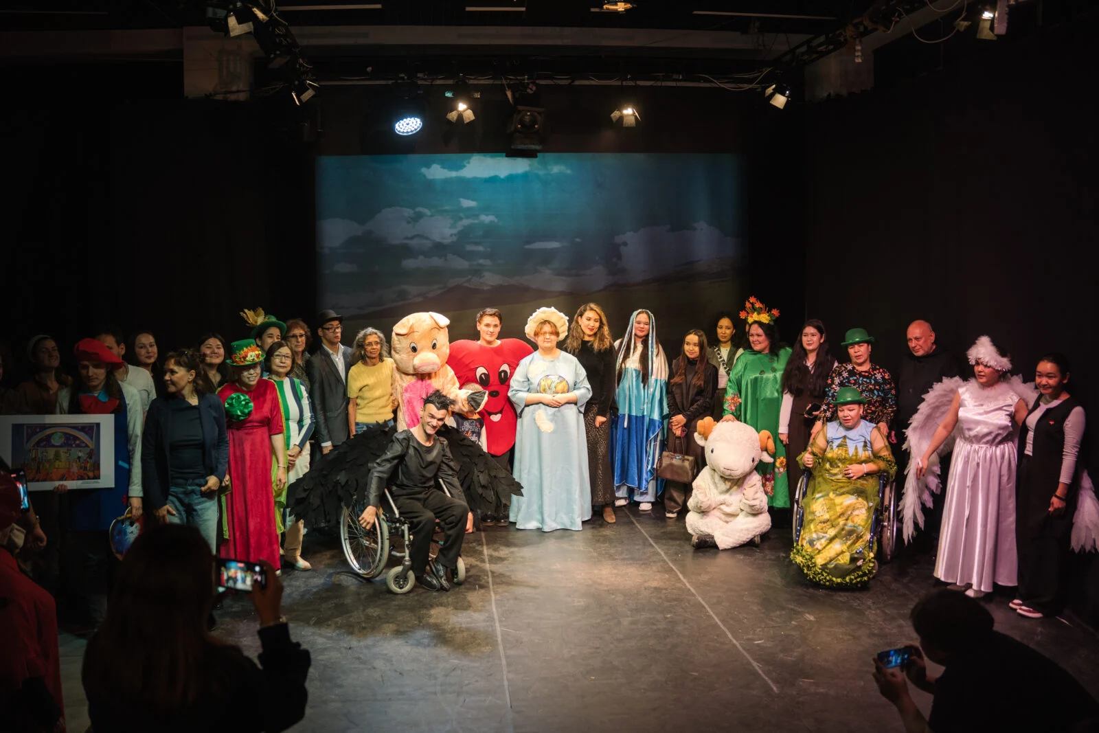 Изображение 2 для Как совмещать банковскую карьеру и волонтёрство, которое может изменить жизнь