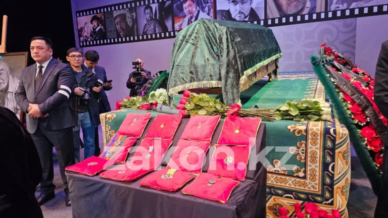 В Алматы прощаются с Асанали Ашимовым - изображение 1