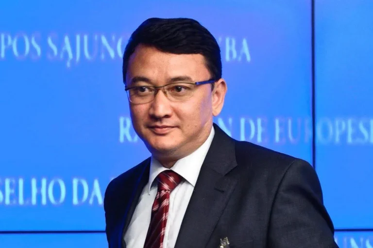 Скандал вокруг Jusan Bank: экс-помощник Назарбаева судится с английским лордом из-за активов на $1,6 млрд - изображение 1