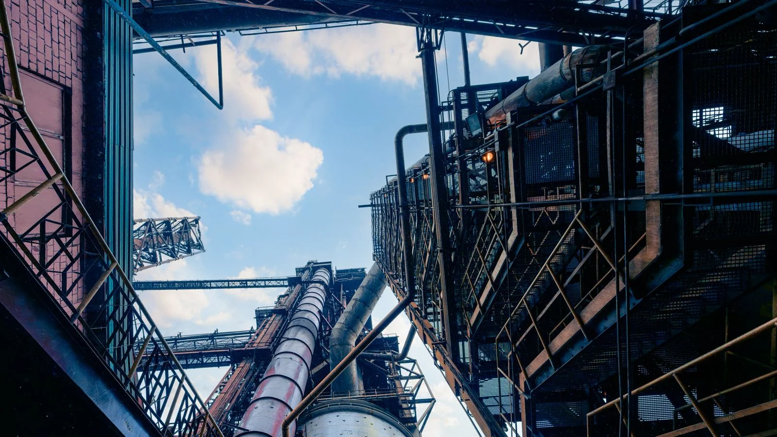 Изображение 4 для Что изменилось на Qarmet спустя два года?