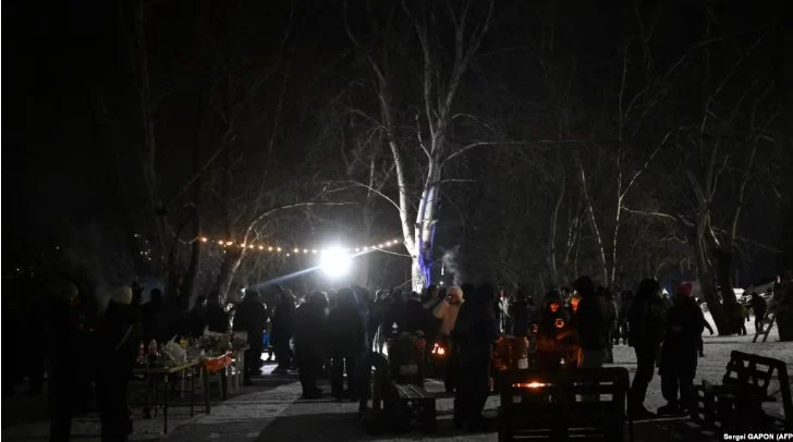 В Киеве после ночной атаки без тепла остались более 5600 многоэтажек - изображение 1