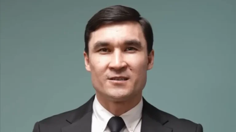 Серик Сапиев назвал причину драки с заместителем в Караганде - изображение 1