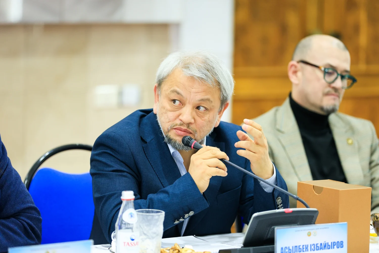 Изображение 2 для Иран: от мирных митингов к уличной войне