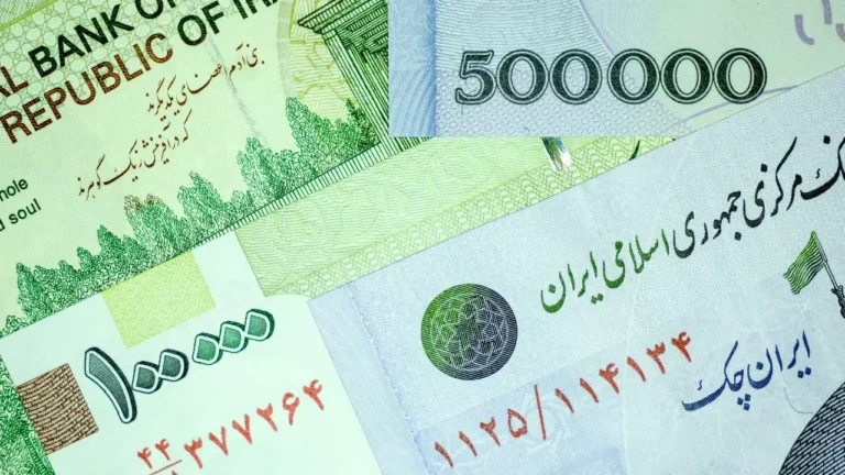 Курс иранской валюты упал до рекордно низкого уровня - изображение 1