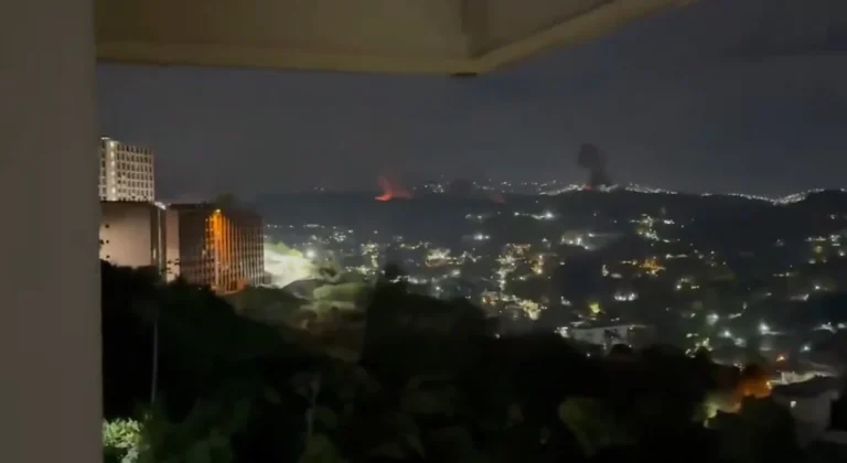 Взрывы в Каракасе: власти Венесуэлы обвиняют США в военной атаке - изображение 1