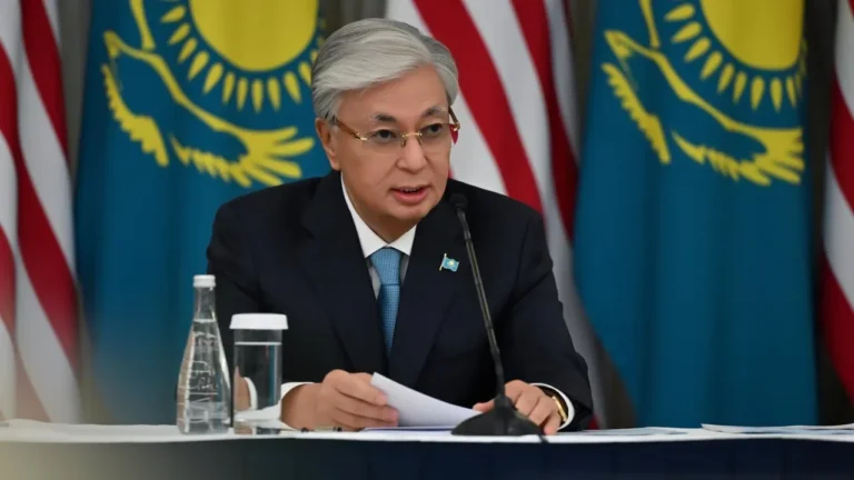 Токаев снова отправится в США: посол Джули Стаффт обсудила отношения двух стран - изображение 1