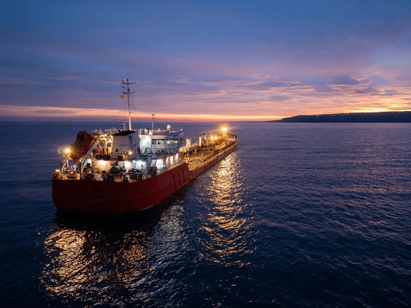 США начали преследование еще четырех российских танкеров в Атлантике - изображение 1