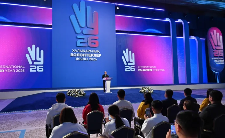 Токаев поручил разработать новую Дорожную карту развития добровольчества - изображение 1