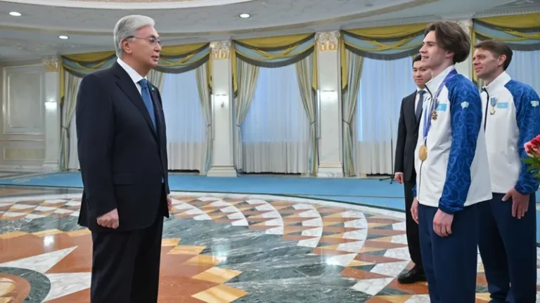 Токаев наградил Михаила Шайдорова - изображение 1