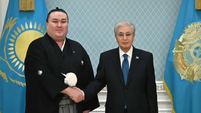 Токаев встретился с сумоистом Ерсином Балтагулом - изображение 1