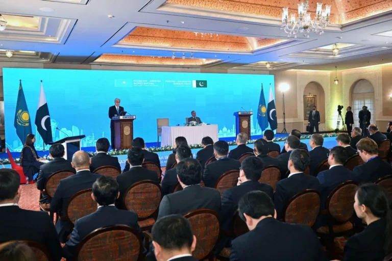 Более 30 соглашений на $200 млн подписал Токаев на казахско-пакистанском форуме - изображение 1