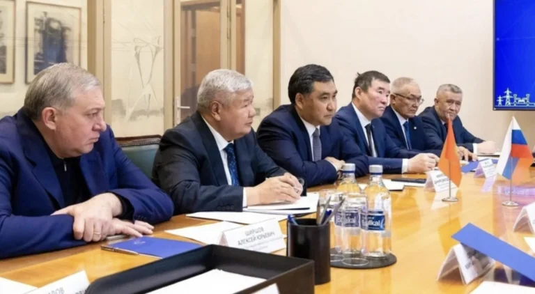 Бывший коррупционер Ширшов участвует в кыргызско-российских переговорах по энергетике - изображение 1