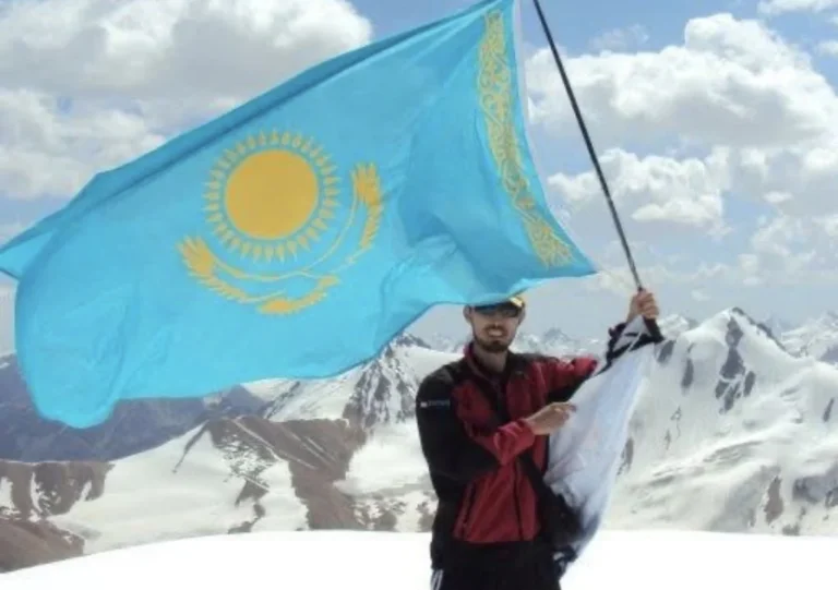 Гражданский активист Альнур Ильяшев подал в суд на Токаева - изображение 1