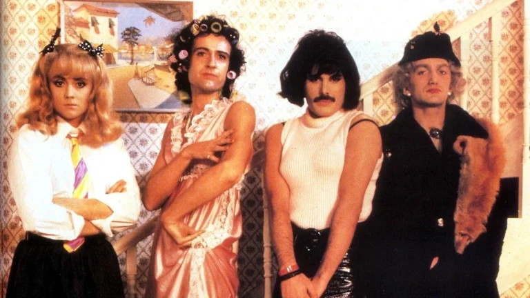 В России признали «пропагандой ЛГБТ» фотографию группы Queen - изображение 1