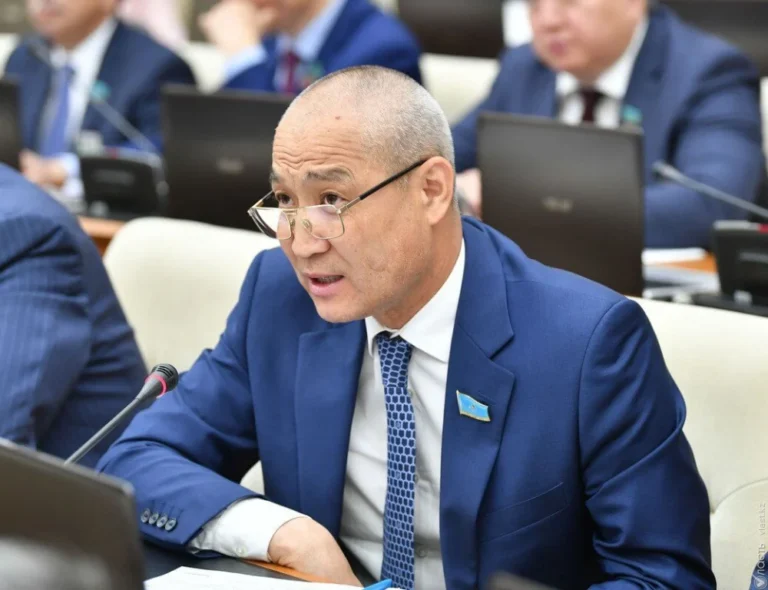 Суд Астаны отказал в иске из-за поста про ЛГБТ - изображение 1