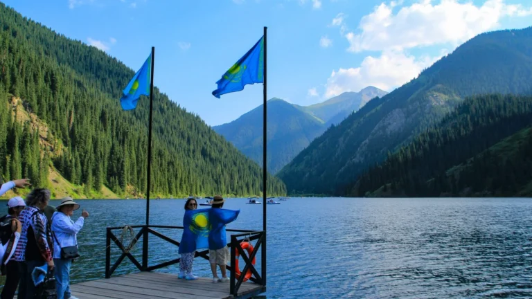 ​Казахстан признан самой счастливой страной на постсоветском пространстве - изображение 1