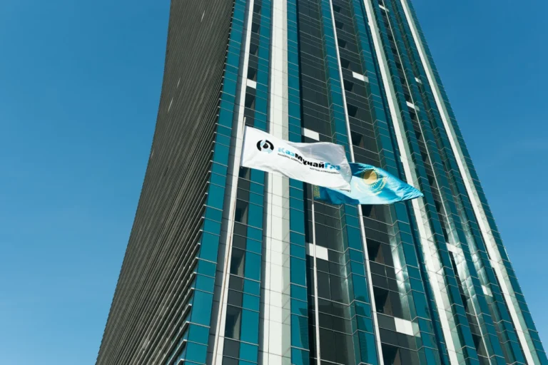 Акции КазМунайГаза превысили исторический максимум - изображение 1