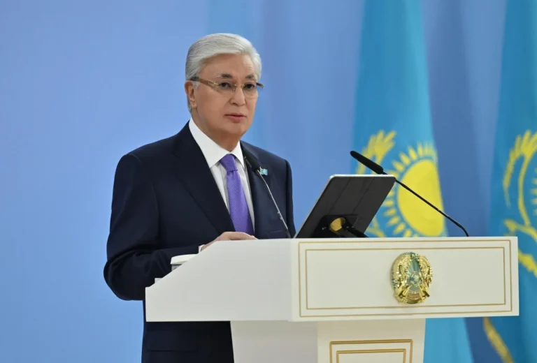 Наука Казахстана теряет миллиарды: Токаев заявил о значительных пробелах - изображение 1