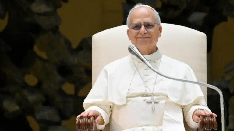 Напряженность вокруг Ирана: Папа Римский призывает к миру - изображение 1