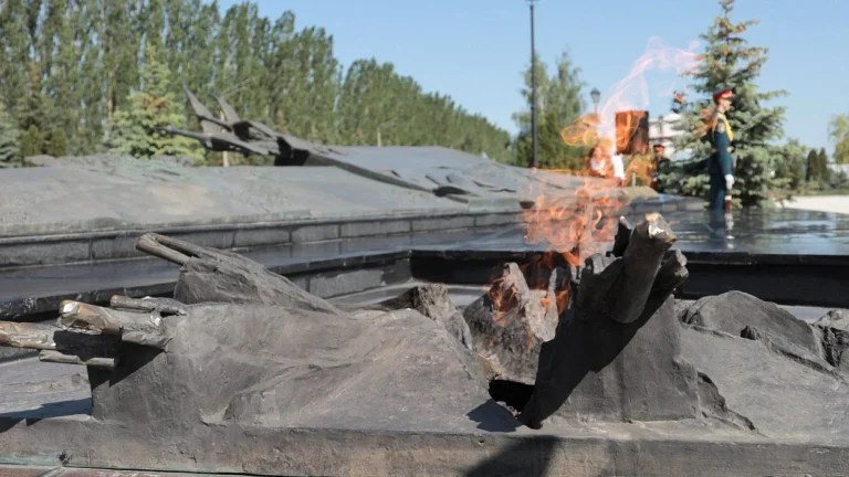 Закон об уголовной ответственности за отрицание «геноцида советского народа» приняли в РФ - изображение 1