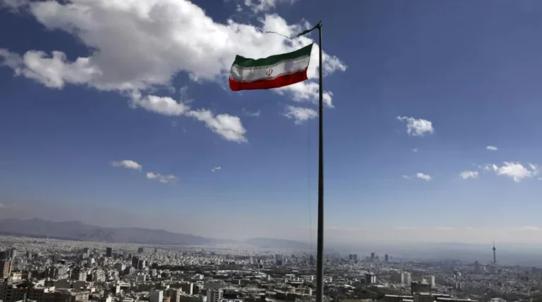 Иран направил США позицию по перемирию через Пакистан - изображение 1