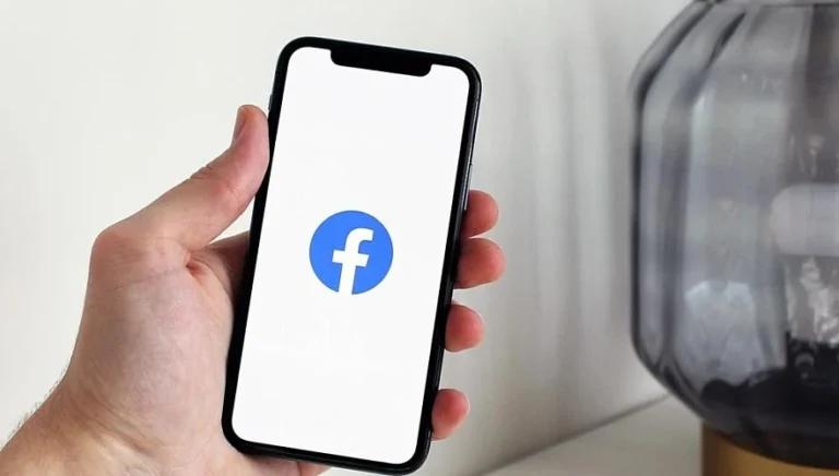 Фейковые жалобы привели к блокировке КазТАГ в Facebook и Instagram - изображение 1