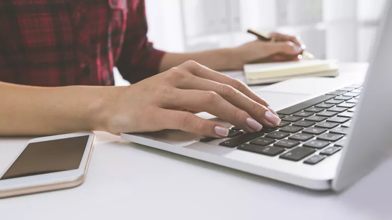 Профсоюзы выступили против перехода России на шестидневную рабочую неделю - изображение 1