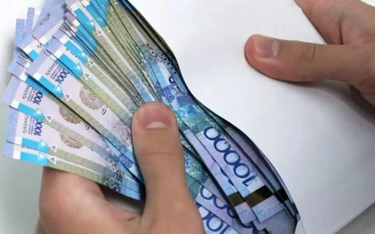 За «серые» зарплаты алиментщиков будут слать push-уведомления - изображение 1