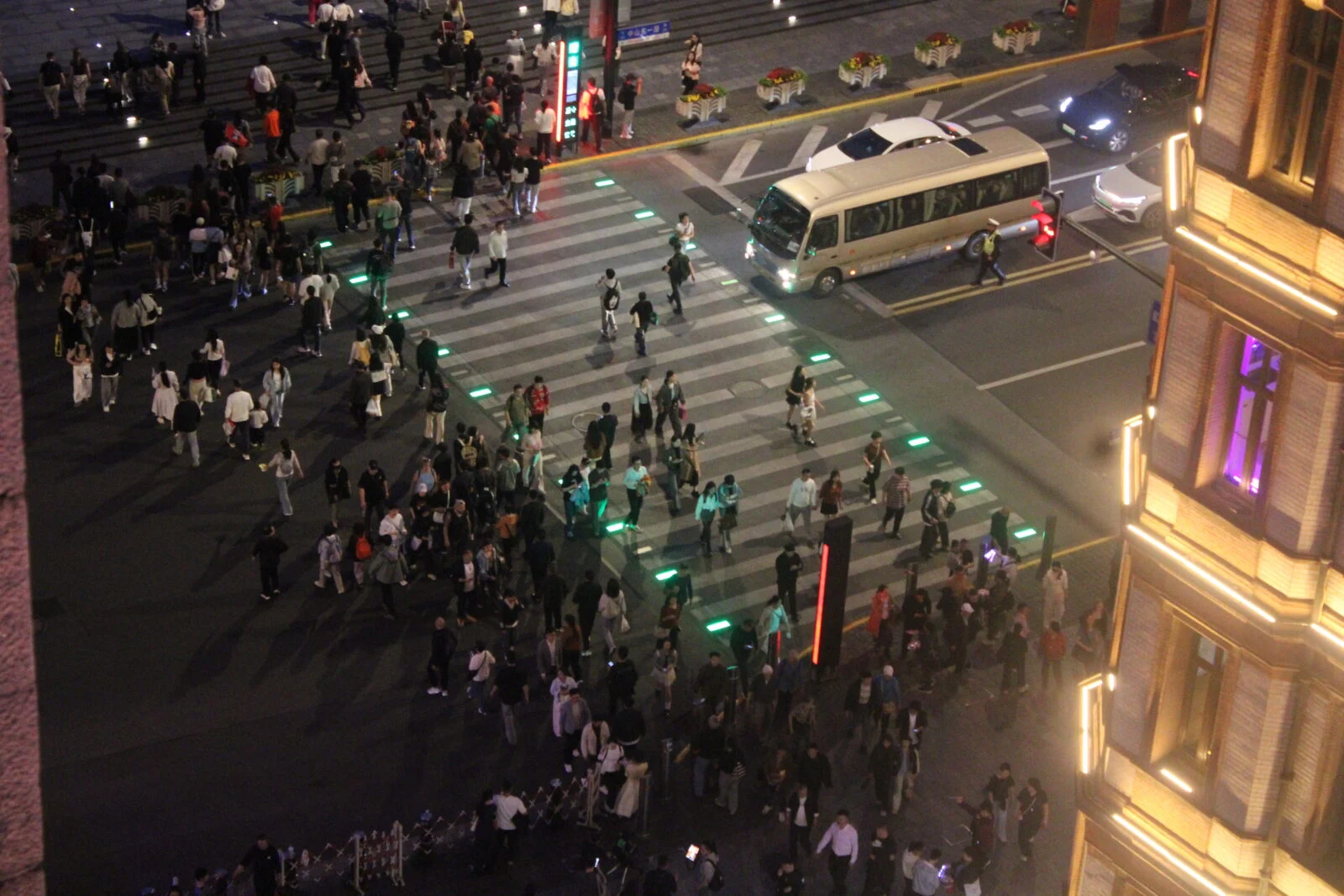 Изображение 51 для Чем Шанхай удивит казахстанцев