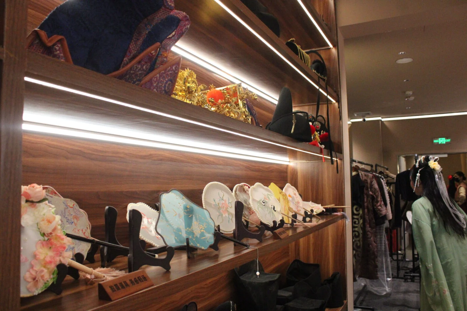 Изображение 37 для Чем Шанхай удивит казахстанцев