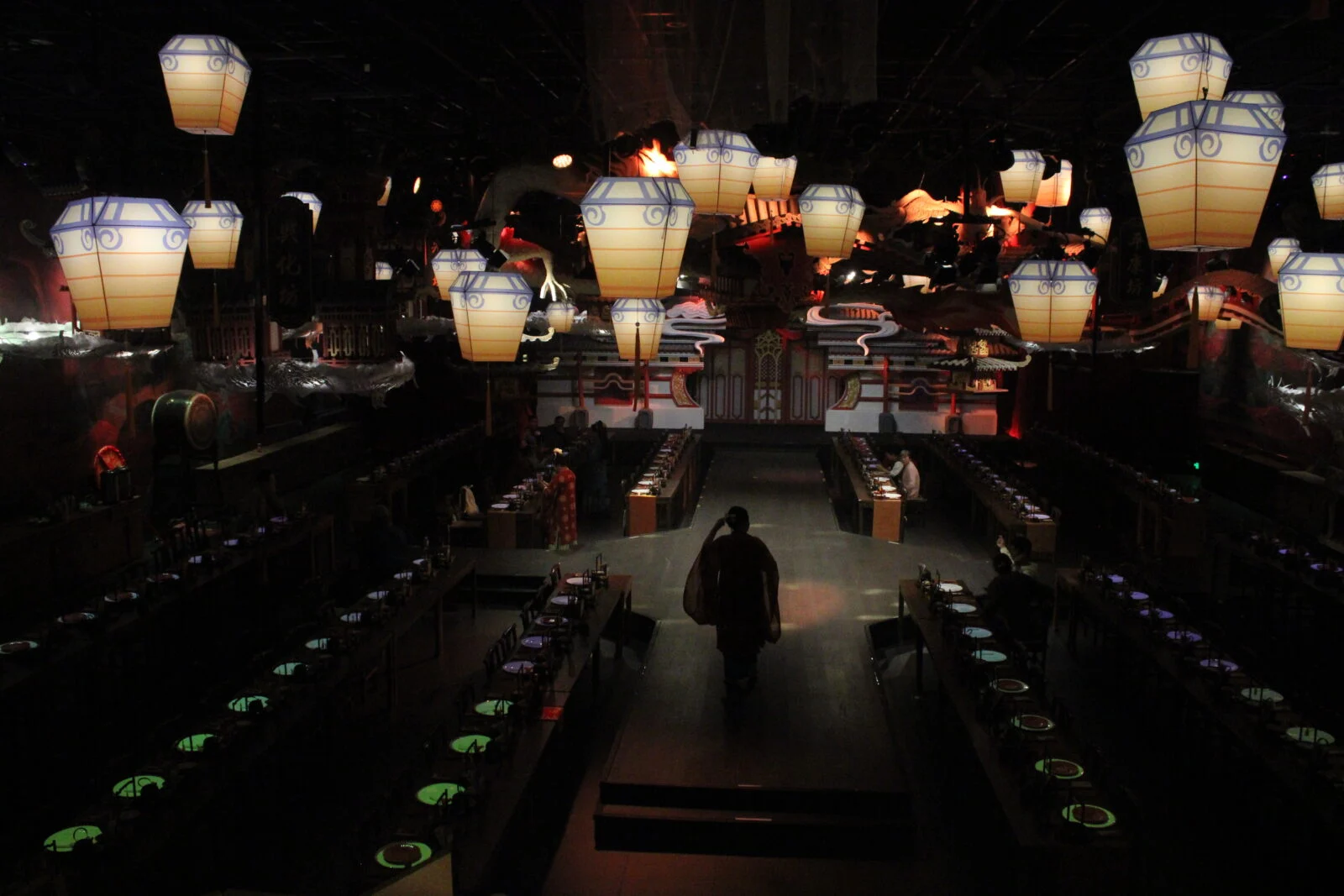 Изображение 40 для Чем Шанхай удивит казахстанцев