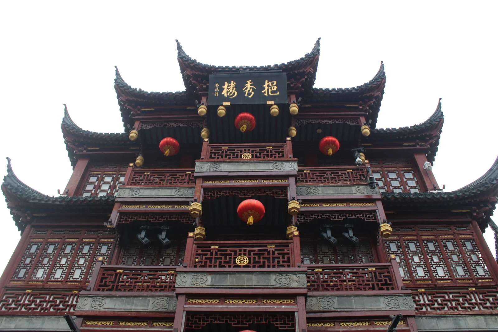 Изображение 30 для Чем Шанхай удивит казахстанцев