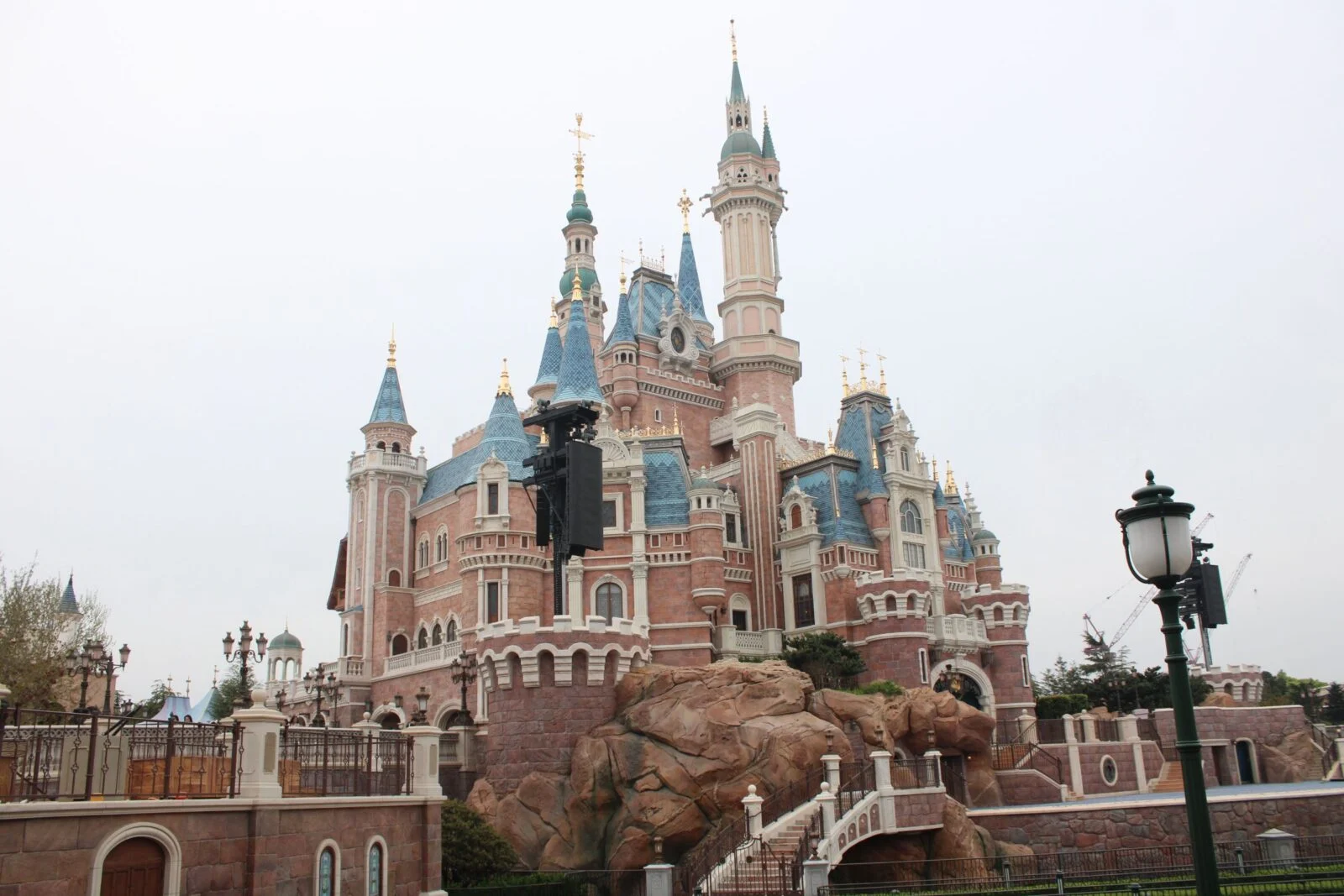 Изображение 18 для Чем Шанхай удивит казахстанцев