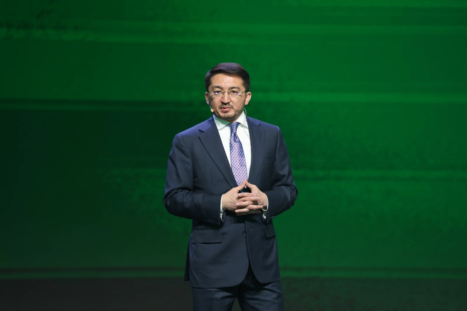 Изображение 2 для Жаслан Мадиев призвал министров и их подчиненных менять свой mindset