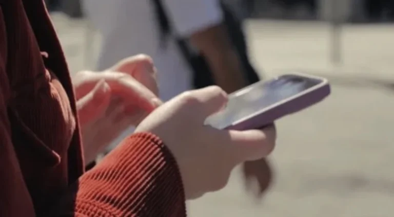 Дать силовикам доступ к смартфонам россиян предлагают в РФ - изображение 1