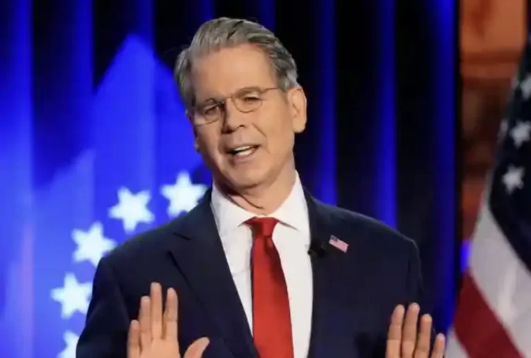 США откажутся продлевать исключение из санкций на российскую и иранскую нефть - изображение 1