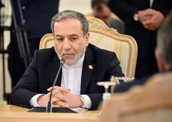 Иран и Россия сверяют позиции: Аракчи едет в Москву на встречу с Путиным - изображение 1