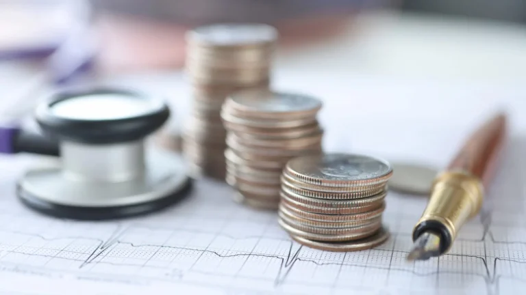 Медуслуги для мёртвых: в Павлодаре выявили хищения на 100 млн тенге - изображение 1