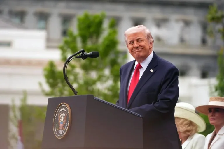 Трамп навсегда избавился от налоговых проверок - изображение 1